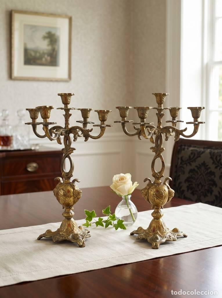 Vintage: PAREJA CANDELABROS DORADOS