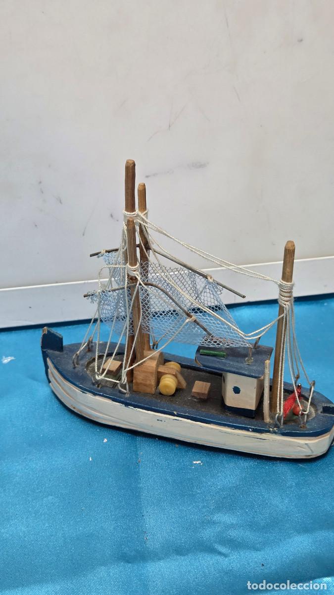 Vintage: figura de barco de madera