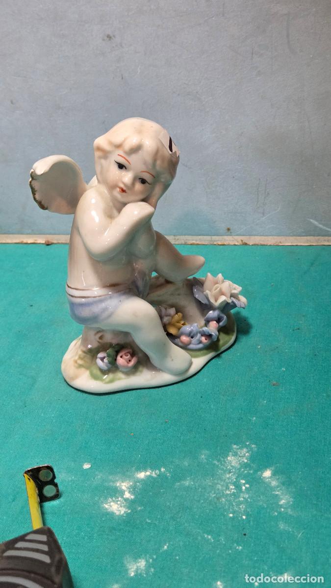 Vintage: figura de angel de porcelana