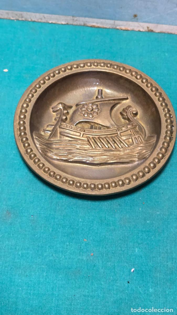Vintage: plato de metal vintage
