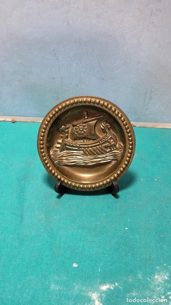 Vintage: plato de metal vintage