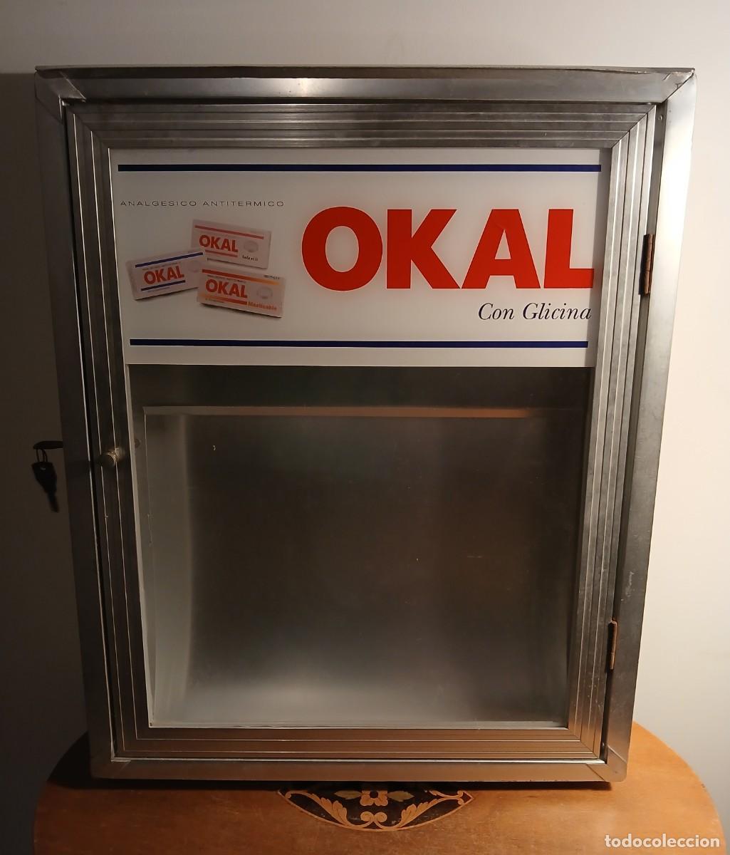 Vintage: Vitrina de colgar publicidad medicamento Okal