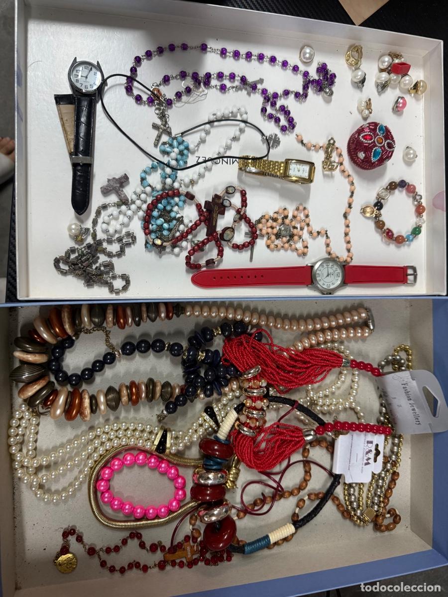 Vintage: LOTE DE BISUTER&Iacute;A, ROSARIOS, RELOJES Y COMPLEMENTOS VINTAGE