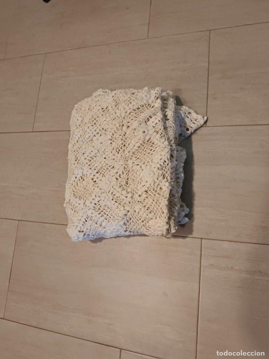 Vintage: Colcha de cama hecha de ganchillo, 2x270 algun descosido, labada,