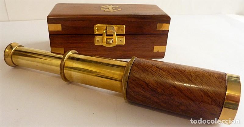 Vintage: TELESCOPIO DECORATIVO DE LAT&Oacute;N Y MADERA - EXTENSIBLE - CON CAJA - MARCA: BATELA - 19 CM. - NUEVO