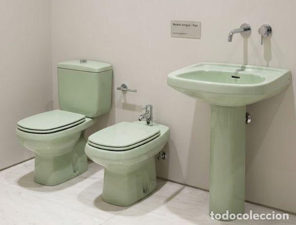 Vintage: WC &iquest; gondola ? ASEO CUARTO DE BA&Ntilde;O : incluye bide,Lavabo e inodoro Roca retro vintage verde