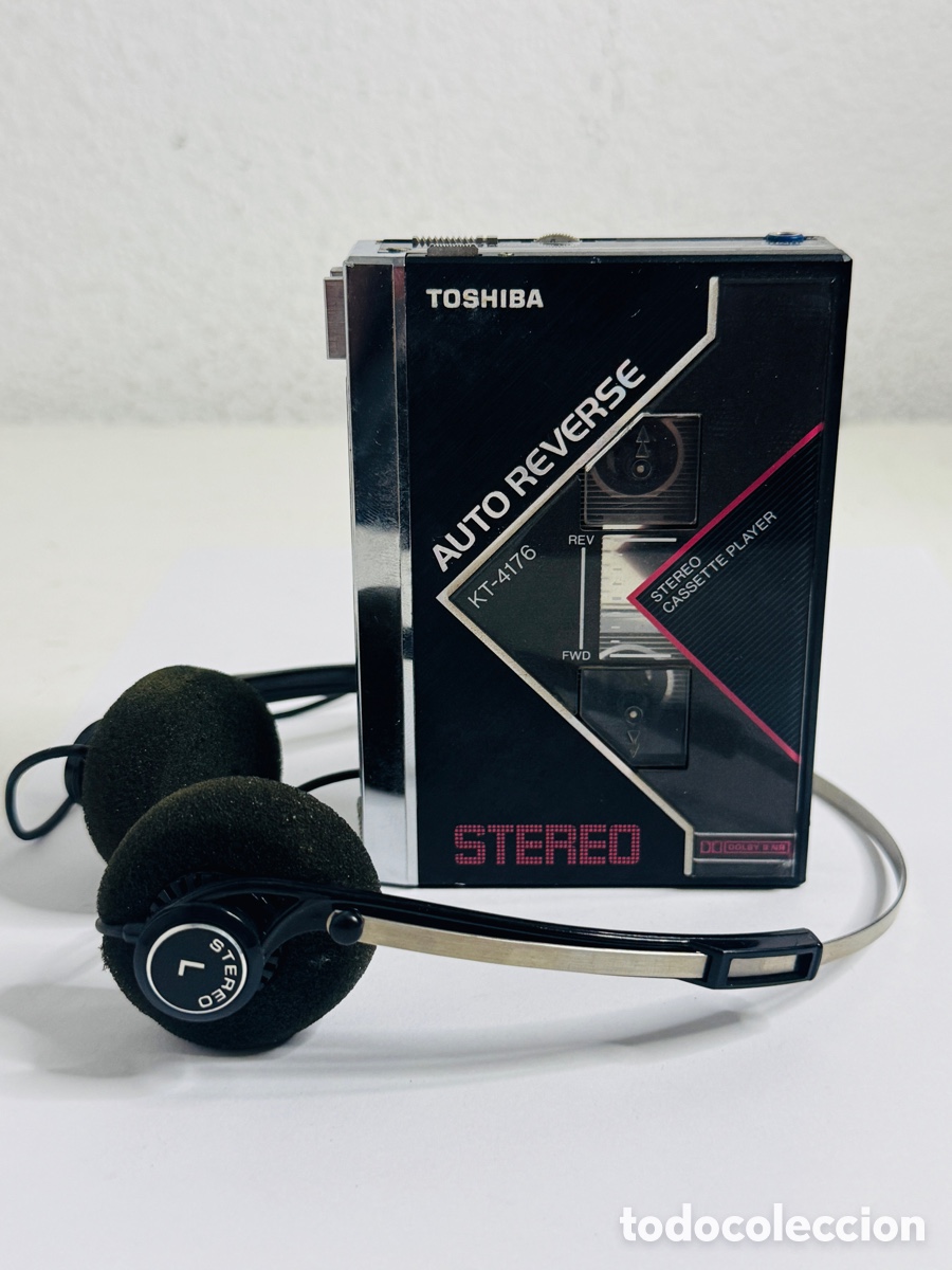Vintage: Super rare Toshiba Walkman KT-4176 Cassette Player Compact Sized 1984 No Funciona