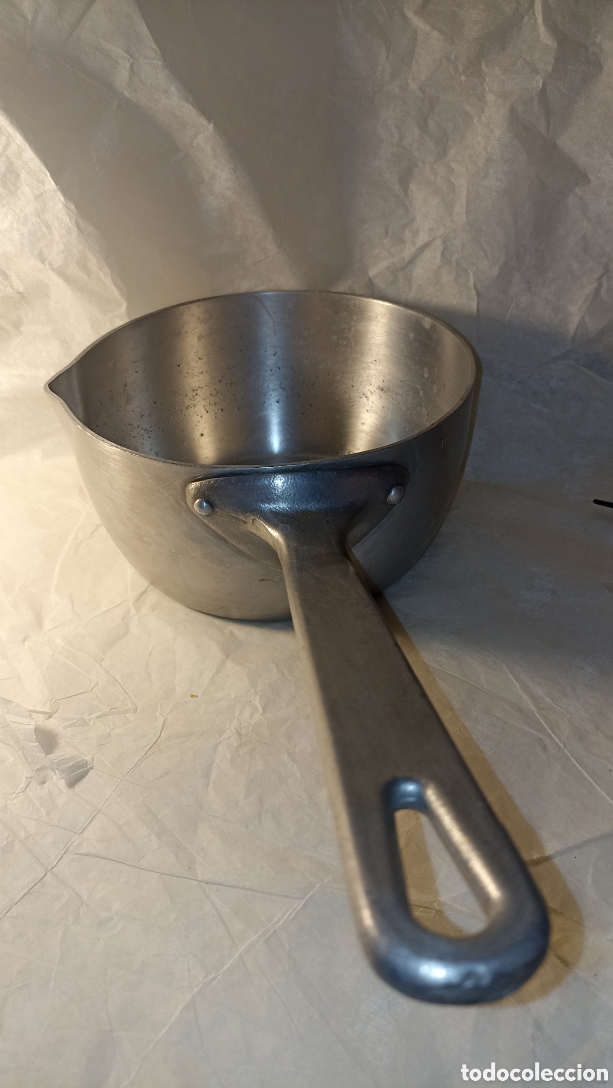Vintage: Cazo Vintage de Aluminio Grueso con Pico Vertedor (18 cm).con maneta 40 cm