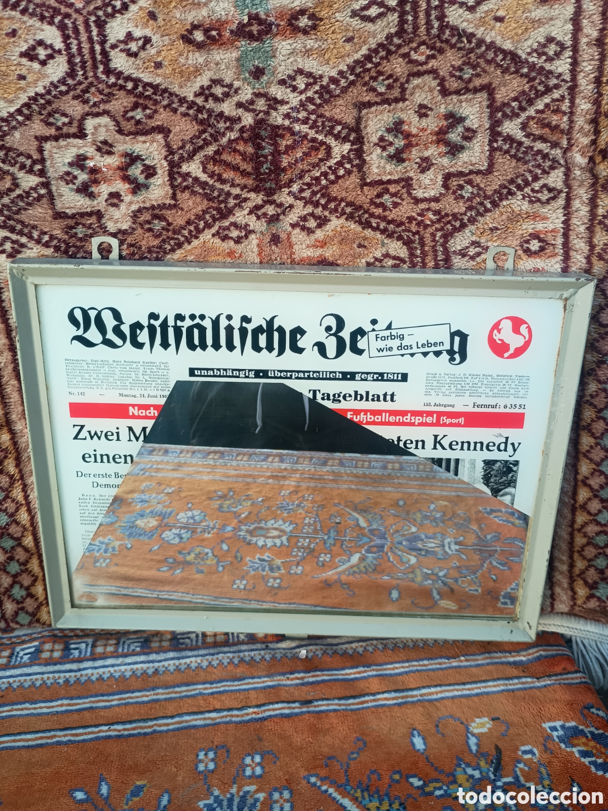 Vintage: Espejo metal peri&oacute;dico Alem&aacute;n