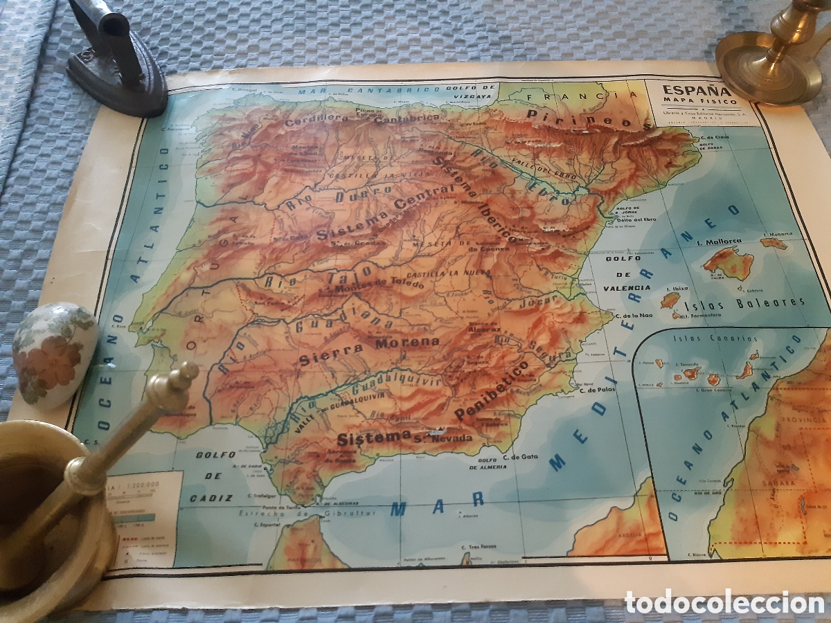 Vintage: Mapas f&iacute;sico y pol&iacute;tico de Espa&ntilde;a a&ntilde;os 50