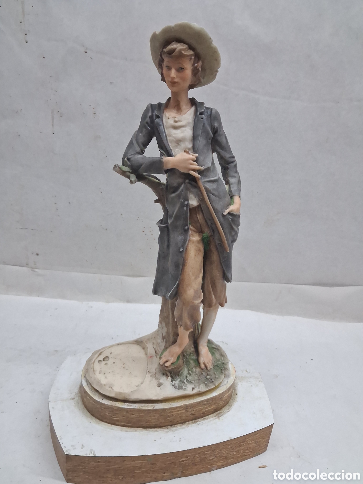Vintage: Figura joven campesino