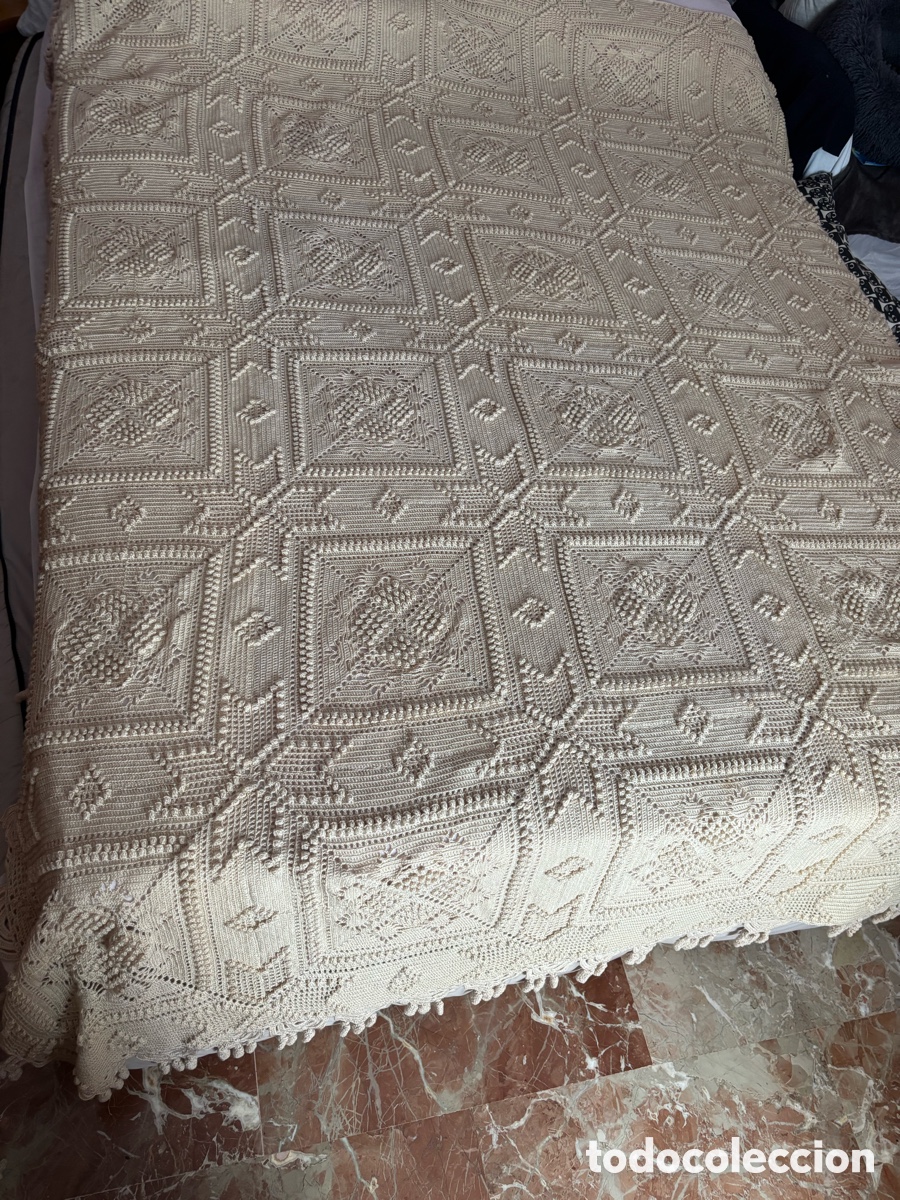 Vintage: Colcha o cubrecama de croch&eacute; ( ganchillo) color beige 220 x 230 cm