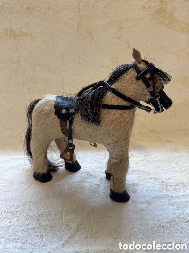 Vintage: Caballo Artesanal Vintage En Pelo Natural &ndash; Pieza de Colecci&oacute;n
