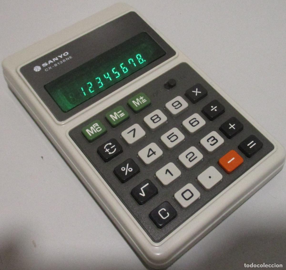 Vintage: Antigua calculadora SANYO CX-8136NE con funda, a&ntilde;os 70 LEDS VERDES