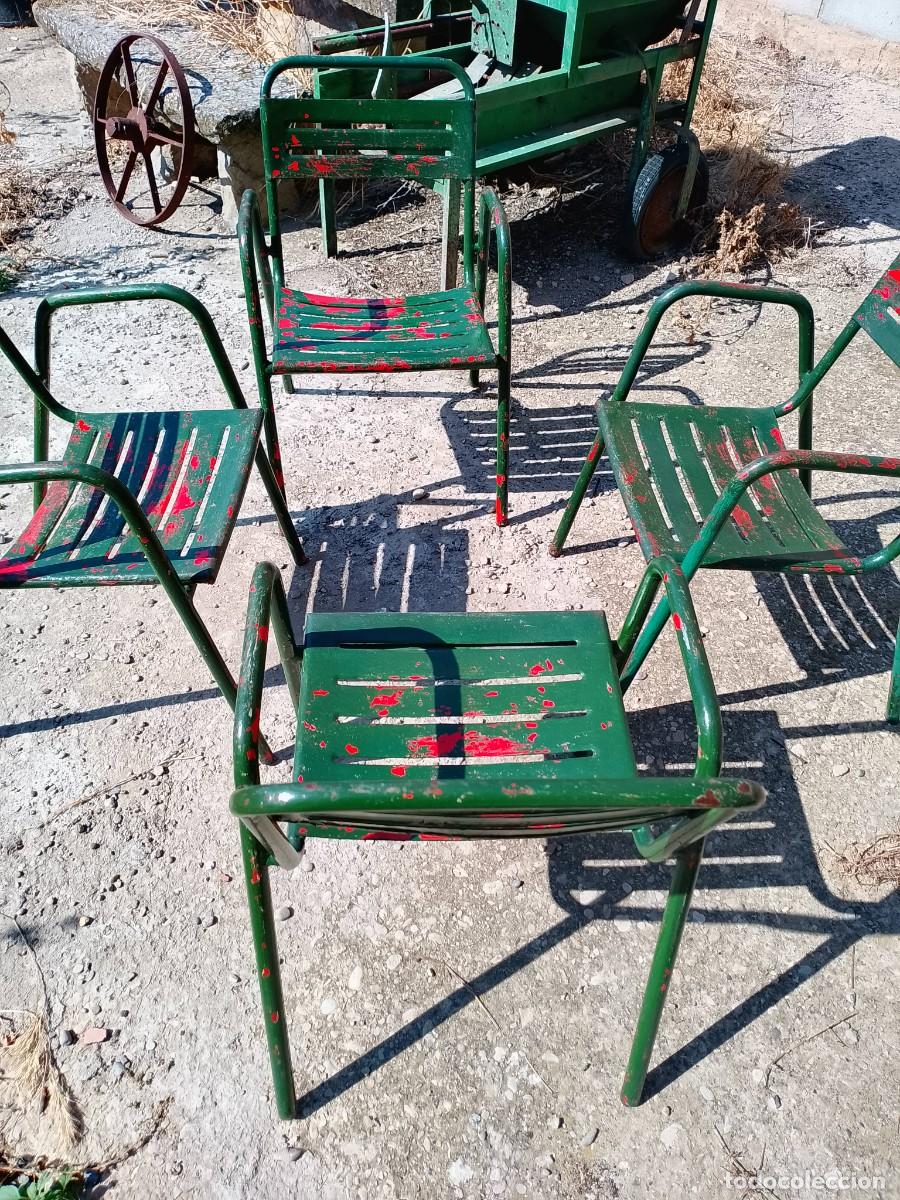Vintage: Sillas hierro apilables vintage. Precio por unidad