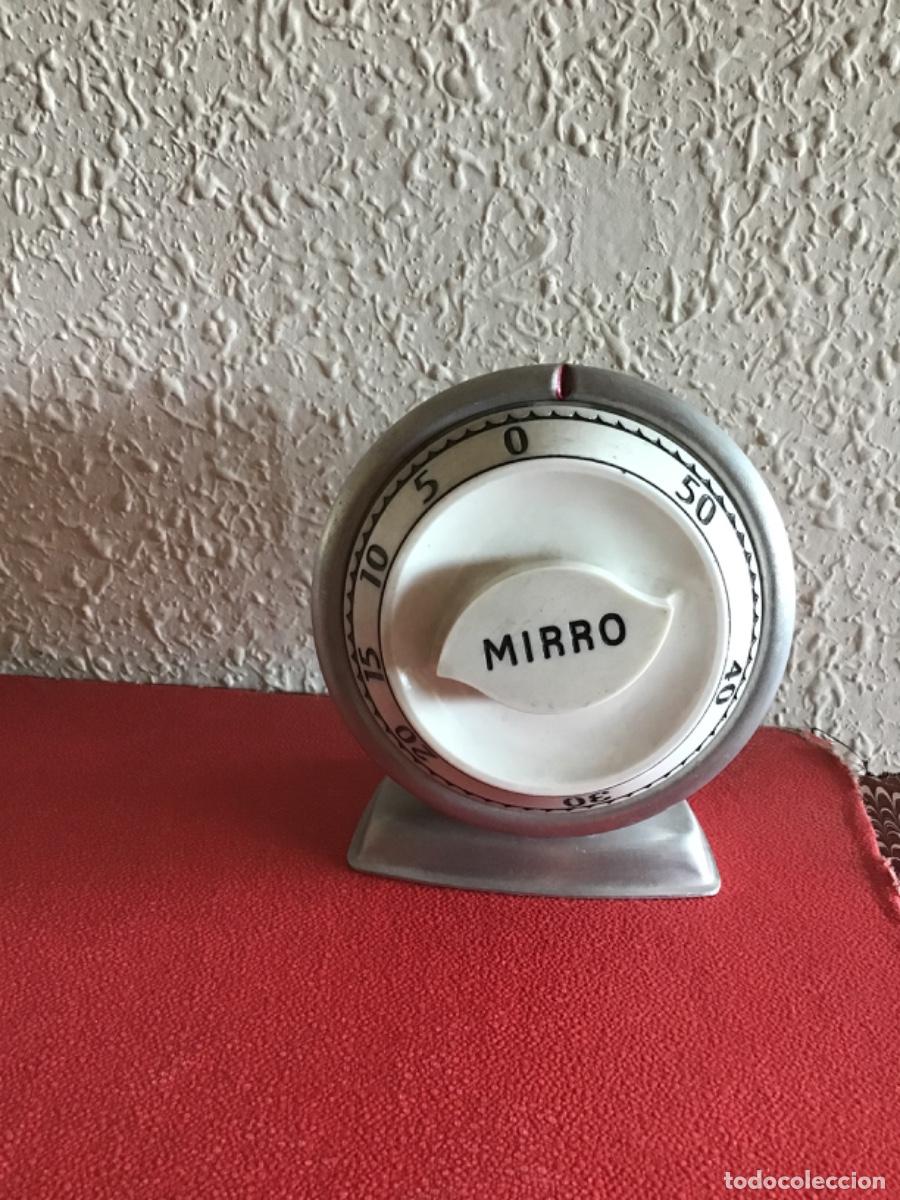 Vintage: reloj de cocina temporizador marca Mirro - de aluminio y pl&aacute;stico antiguo, a&ntilde;os 50
