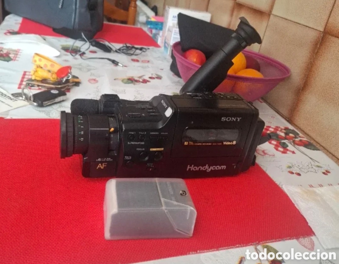 Vintage: Sony Handycam Video 8
