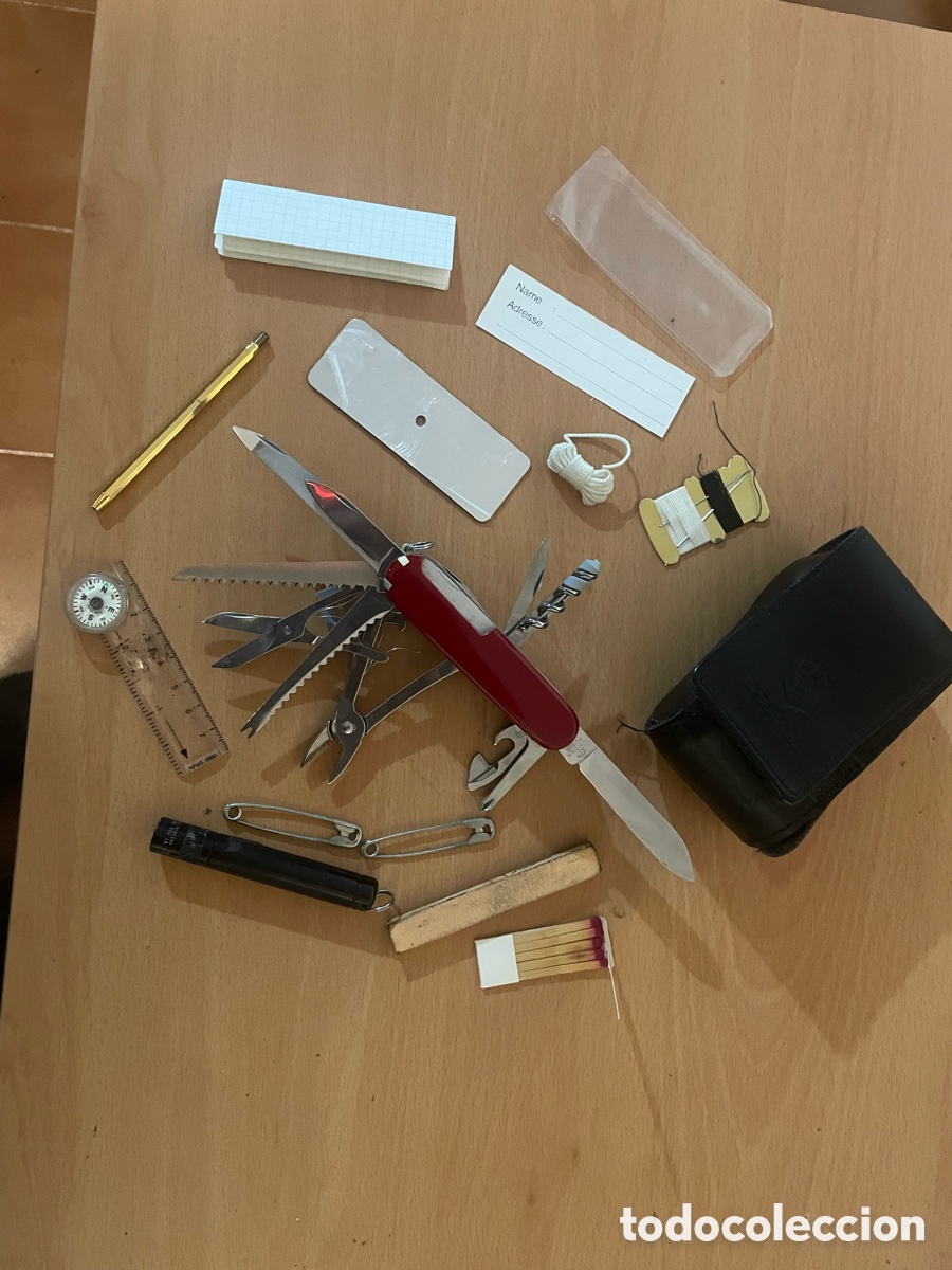 Vintage: Kit SOS victorinox , en perfecto estado de conservaci&oacute;n y con muchos accesorios originales