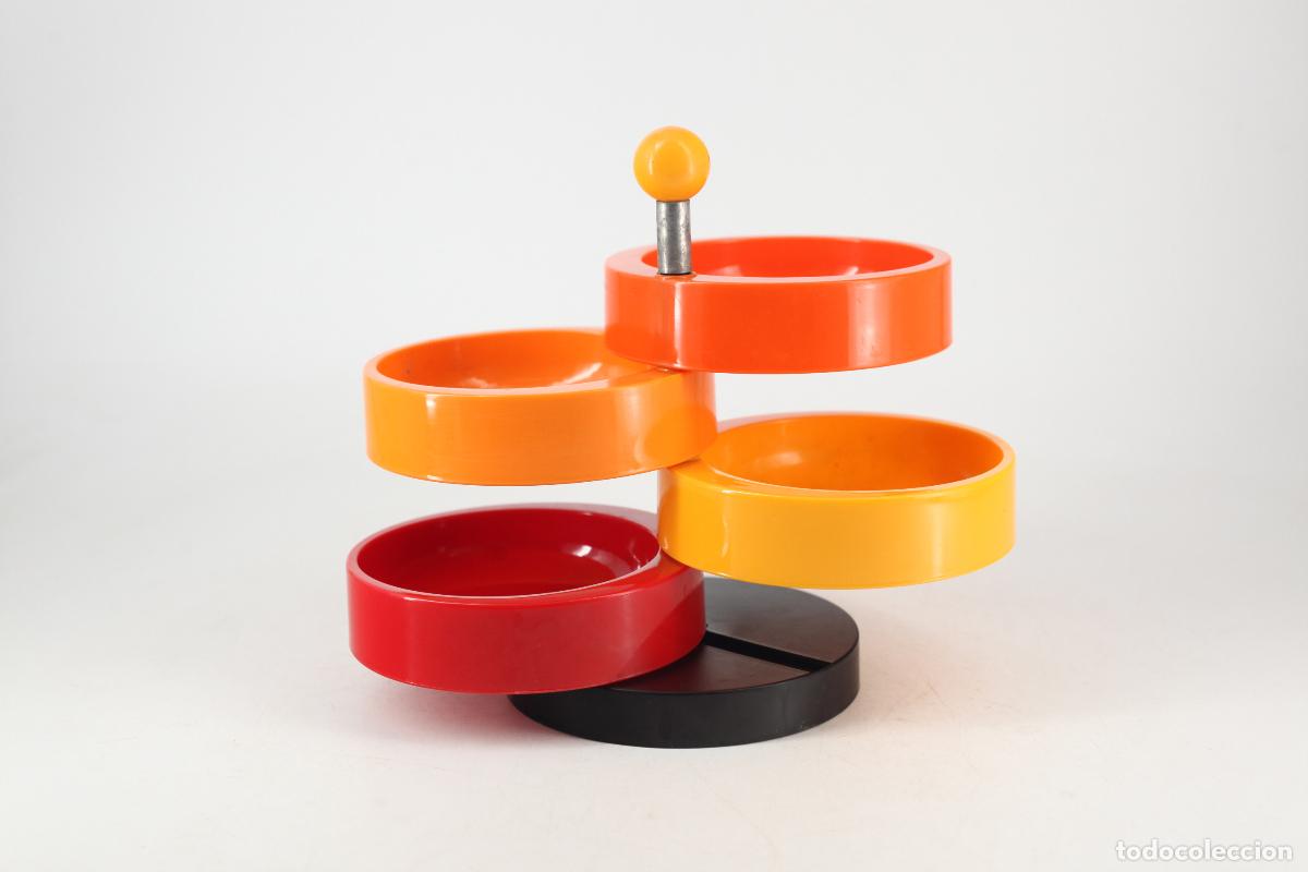 Vintage: bandeja aperitivos Transplastic giratoria pl&aacute;stico a&ntilde;os 70 vintage rojo amarillo naranja negro
