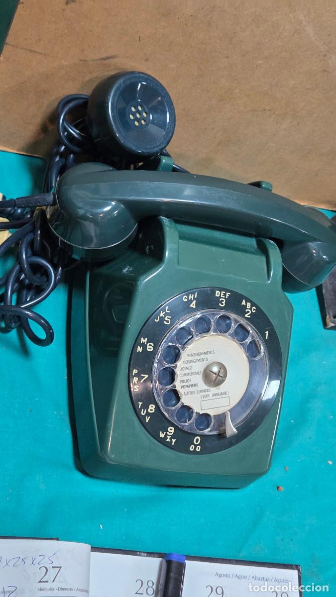 Vintage: telefono antiguo vintage color verde