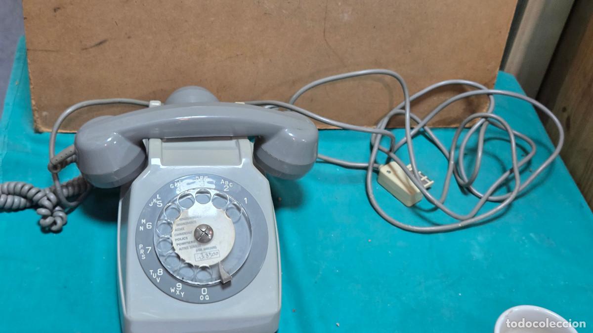 Vintage: telefono antiguo vintage color gris