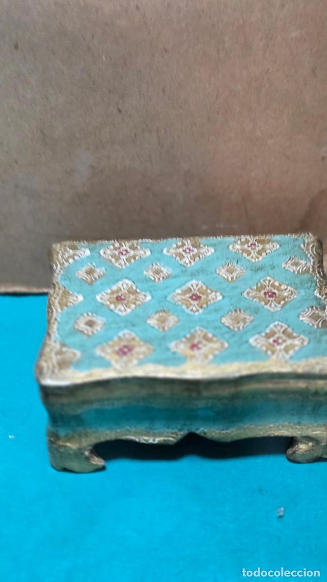 Vintage: caja de madera policromada