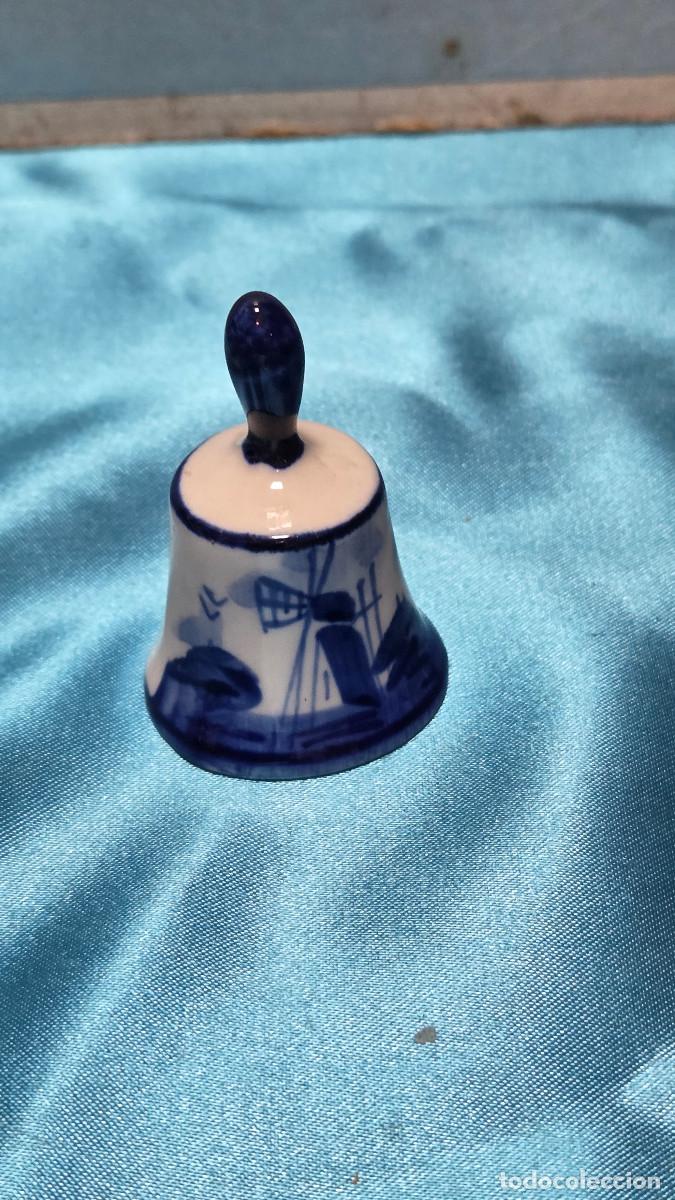 Vintage: mini campana de ceramica
