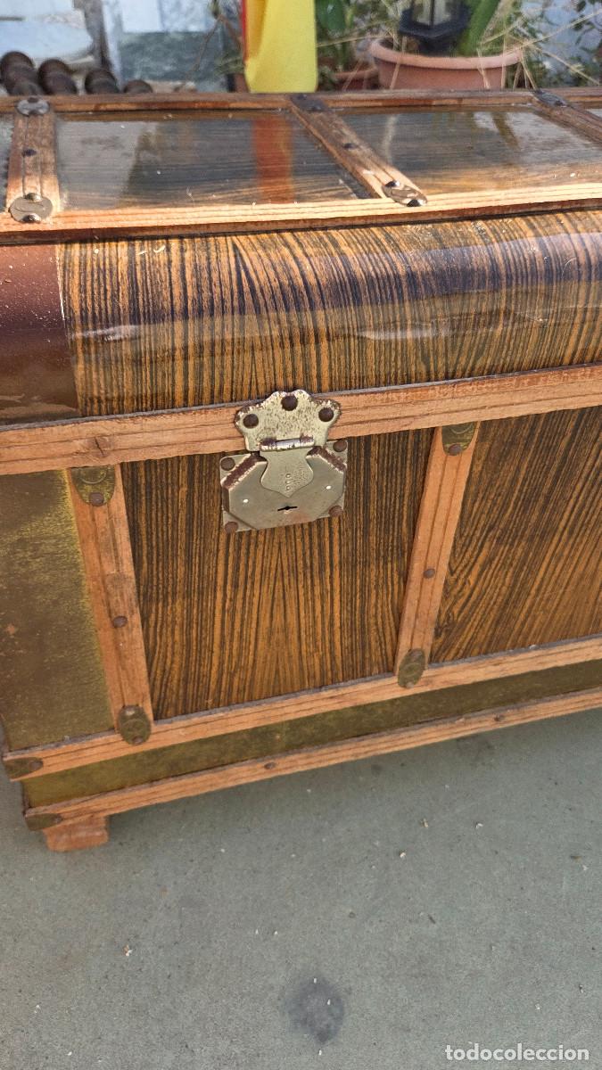 Vintage: baul de chapa y madera vintage - Foto 3