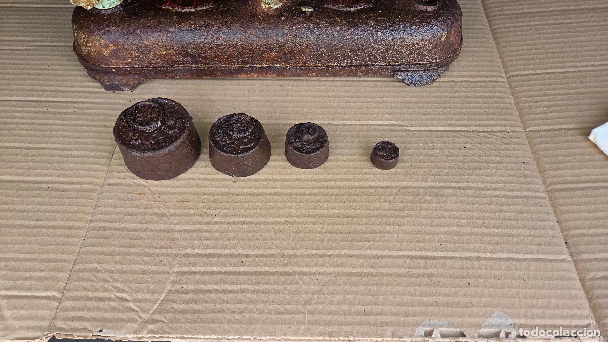 Vintage: balanza de 10 kilos con 4 pesos - Foto 2
