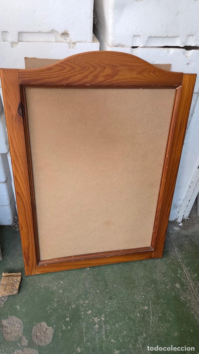 Vintage: marco de madera clara