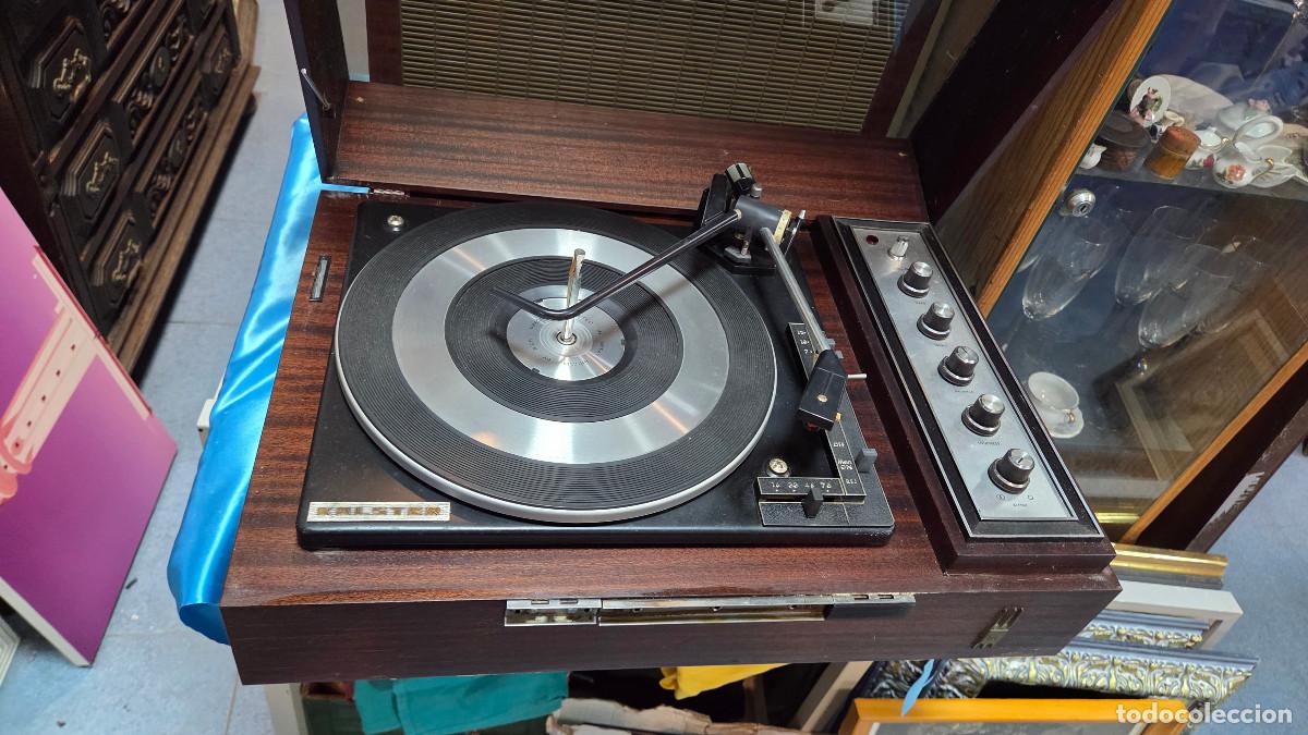 Vintage: tocadisco vintage y 2 altavoces - Foto 4