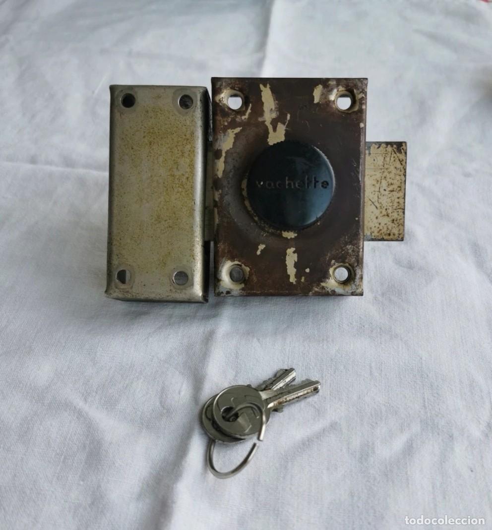 Vintage: Cerradura antigua Vachette original, de m&aacute;s de 50 a&ntilde;os