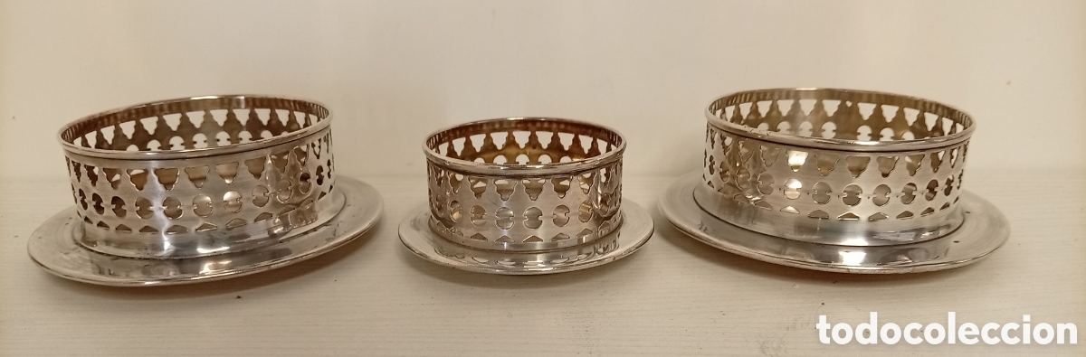 Vintage: POSAVASOS DE METAL COLADO CON DISE&Ntilde;O ART DECO