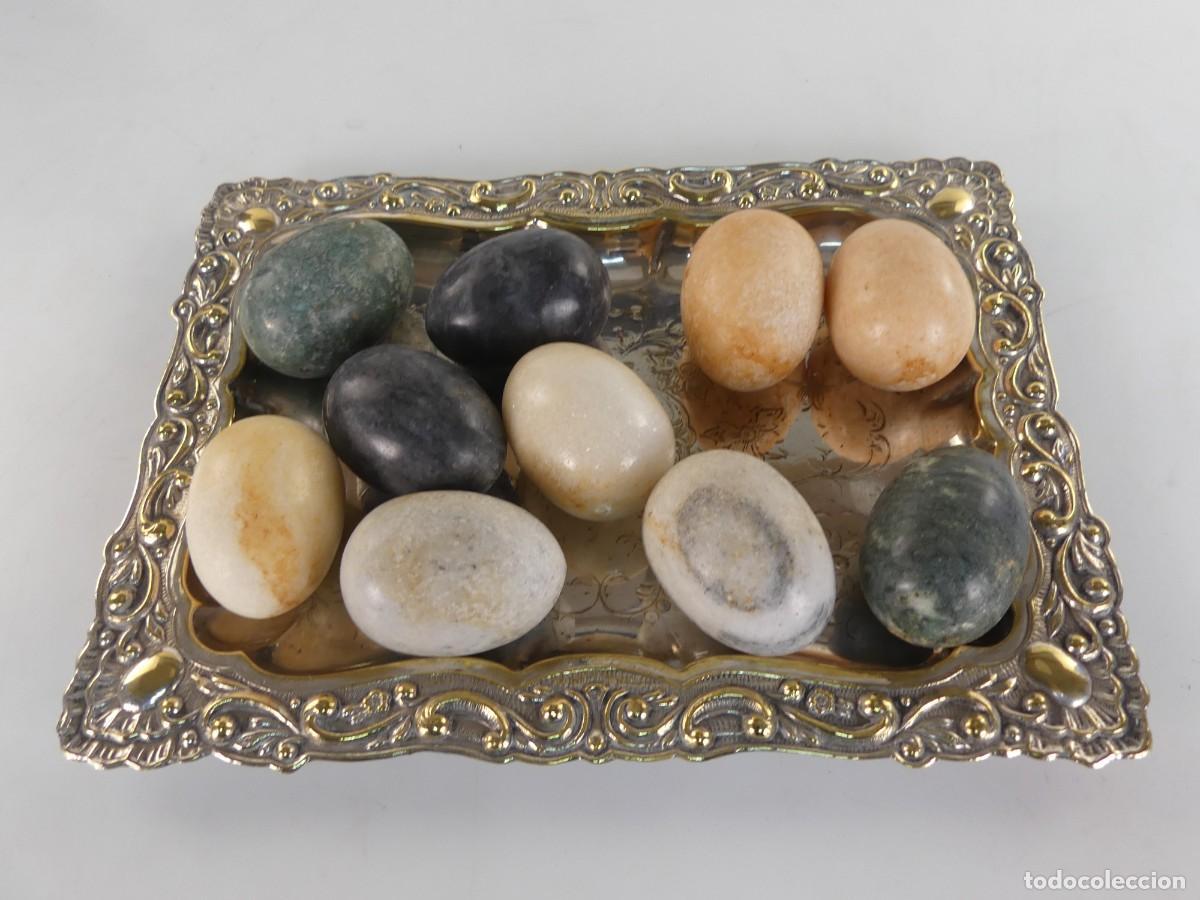 Vintage: BONITA DECORACION SOBREMESA HUEVOS DE PIEDRAS NATURALES CON CENTRO DE MESA