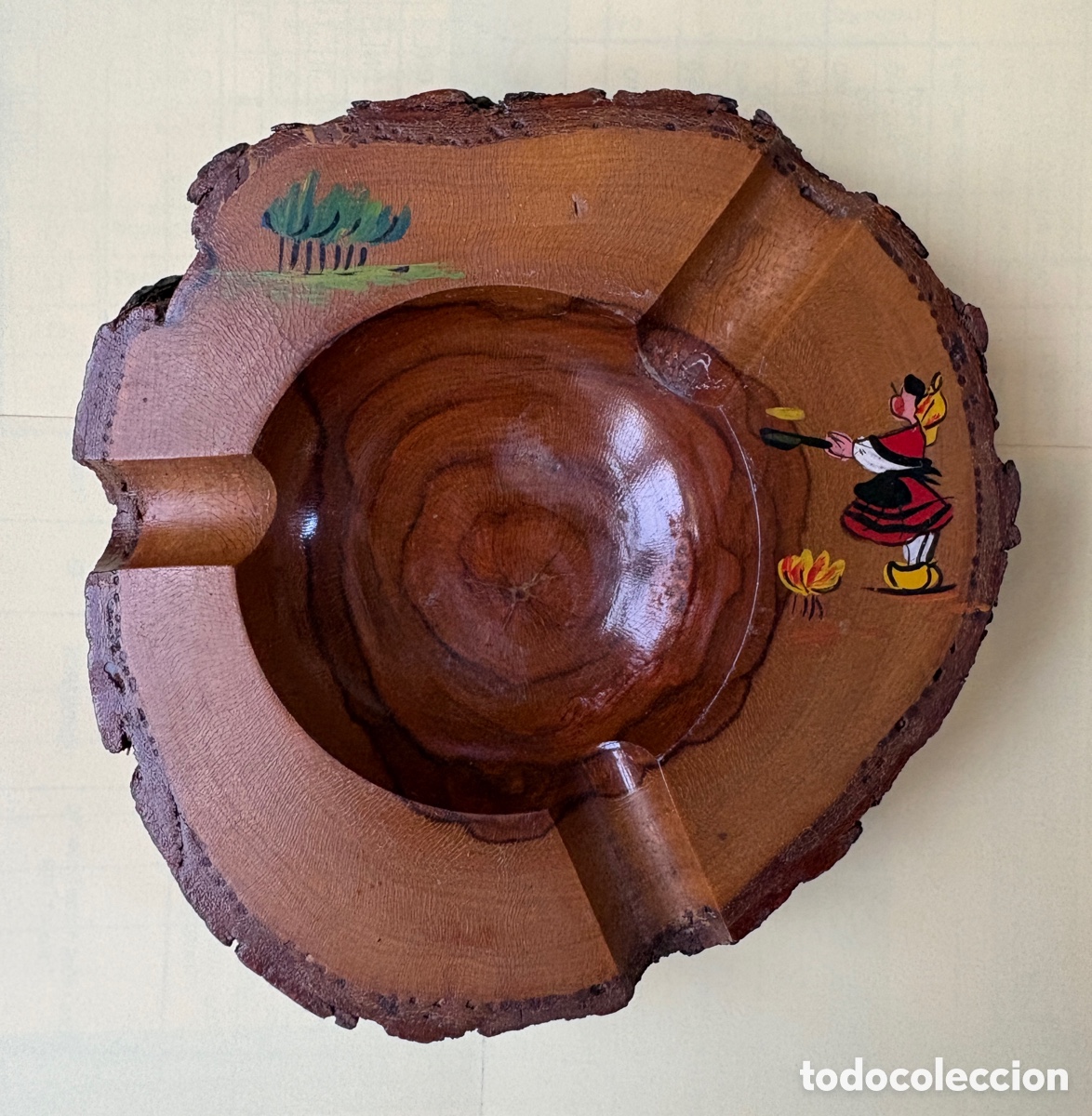 Vintage: (L916) Cenicero r&uacute;stico madera tronco corteza pintado a mano vintage