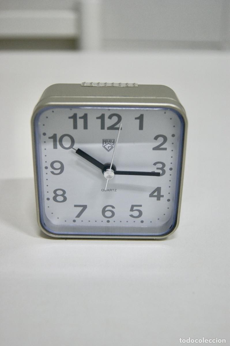 Vintage: Reloj despertador marr&oacute;n plata - Foto 2