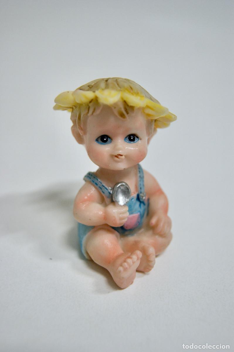 Vintage: Figurita ni&ntilde;o con cuchara - Foto 1