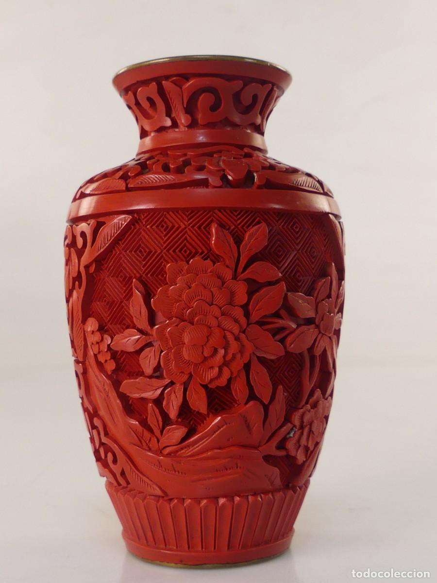Vintage: Peque&ntilde;o Florero Rojo Cinabrio China precioso objeto de decoraci&oacute;n