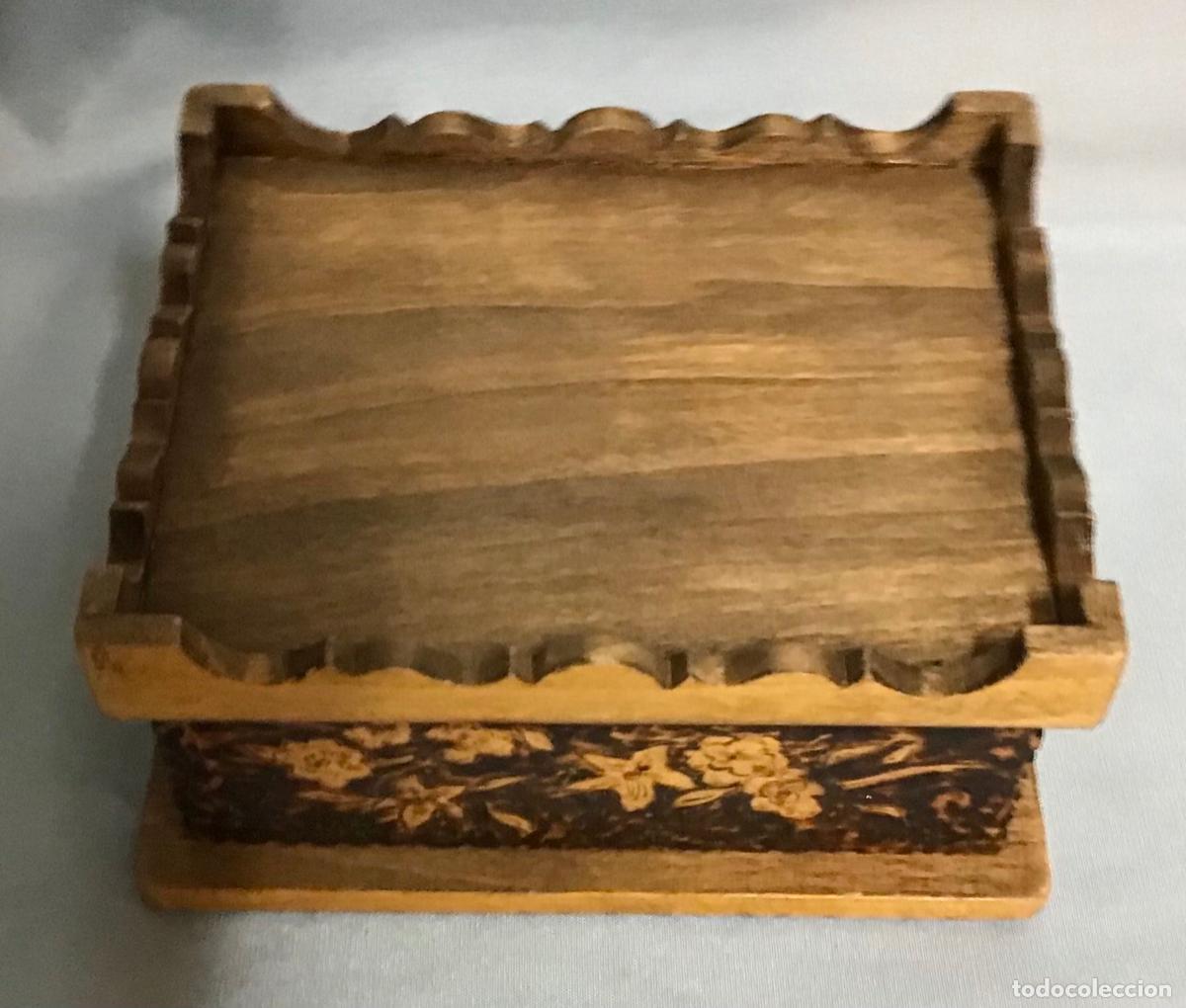 Vintage: JOYERO DE MADERA CON PIROGRAVADO. - Foto 3