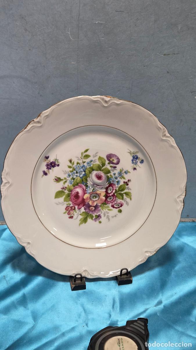 Vintage: cuadro de porcelana firmado