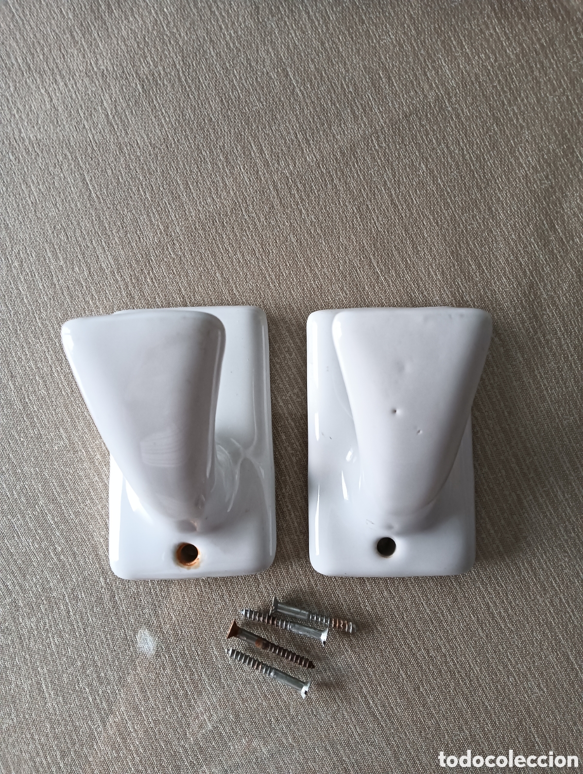 Vintage: Lote 2 Perchas porcelana antigua