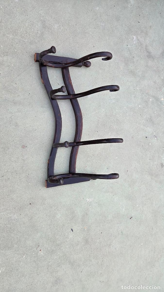 Vintage: perchero de pared antiguo