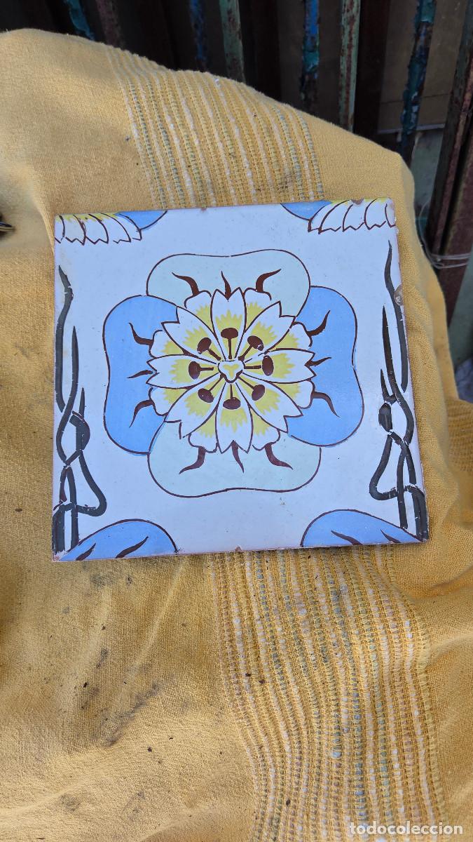 Vintage: azulejo antiguo de 20x20cm