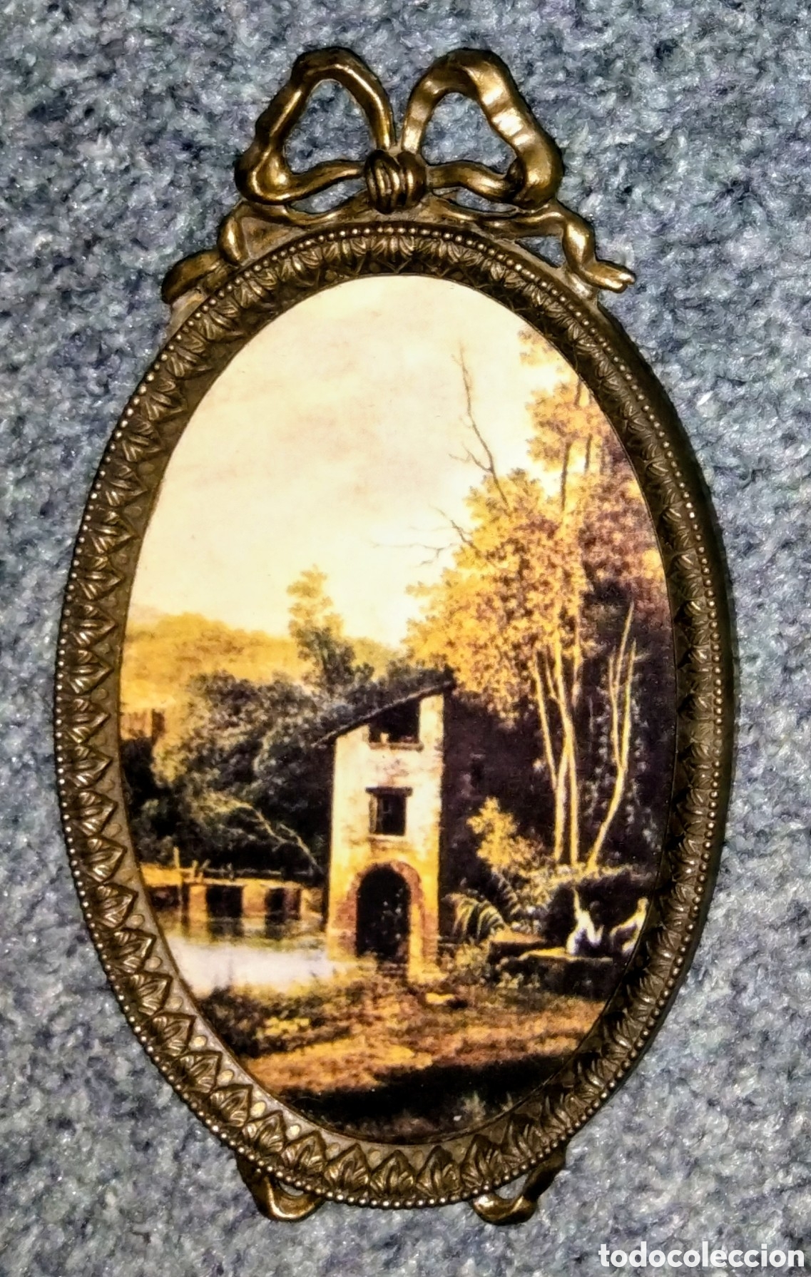 Vintage: CUADRO miniatura VINTAGE de SERIGRAF&Iacute;A ITALIANA a&ntilde;os 50 enmarcado en metal ovalado COMO NUEVO.