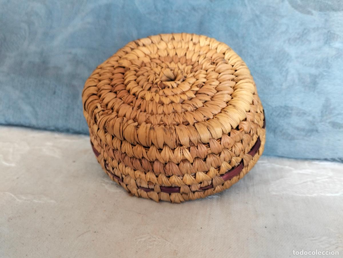 Vintage: Cesto cestito peque&ntilde;o de mimbre decorativo 10cm usado vintage