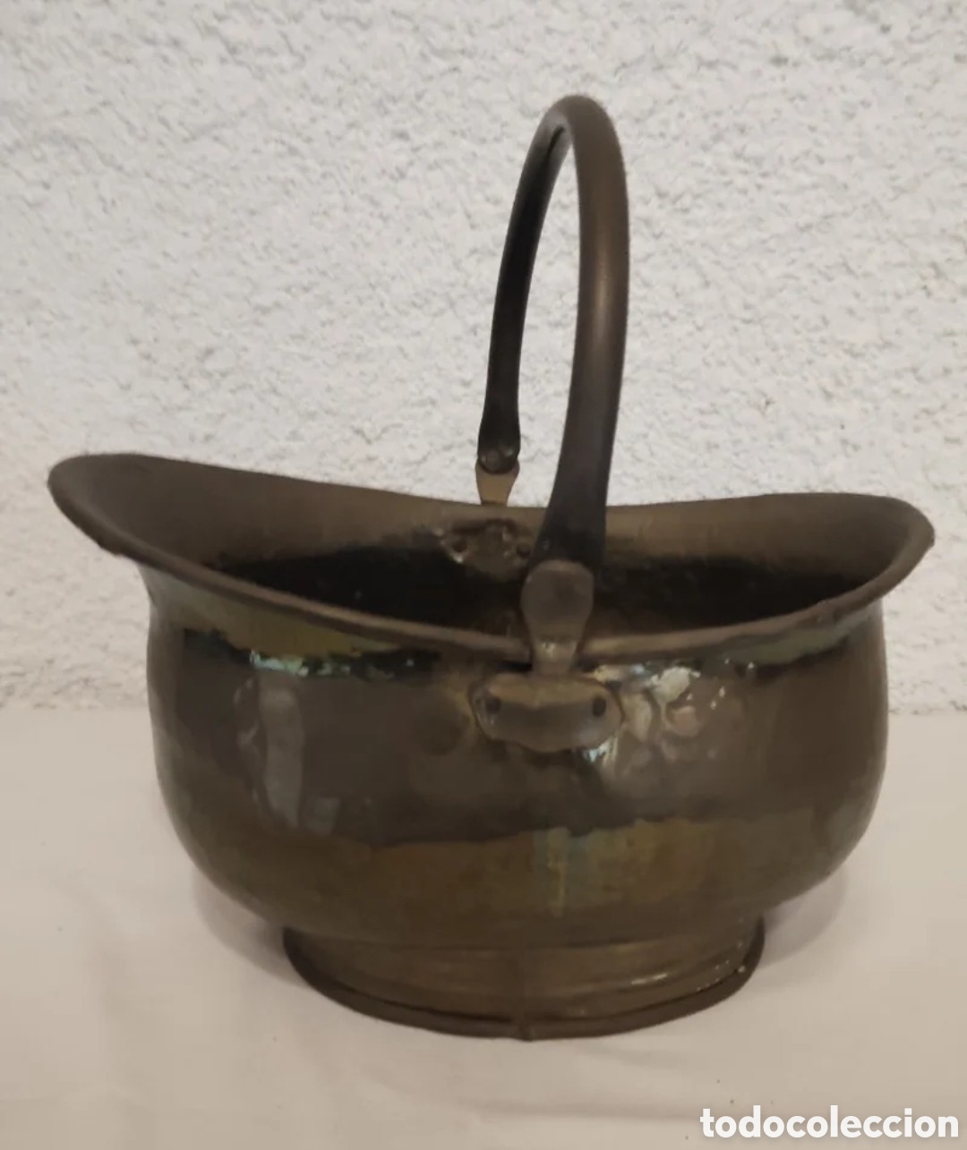 Vintage: Cesto antiguo de bronce o lat&oacute;n