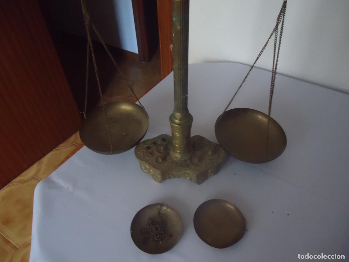 Vintage: BALANZA DE BRONCE DE PESAS