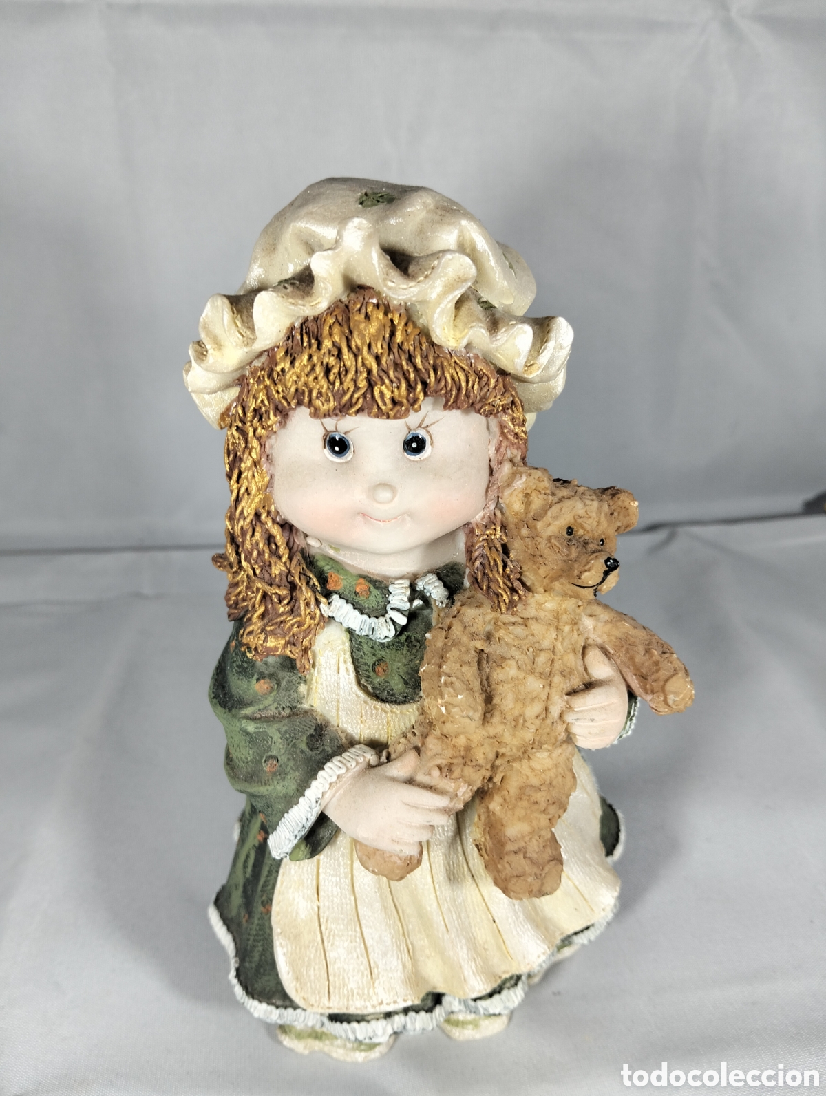 Vintage: colecci&oacute;n Yesterdays Child de Boyds Bears, conocida por sus estatuillas de estilo vintage.
