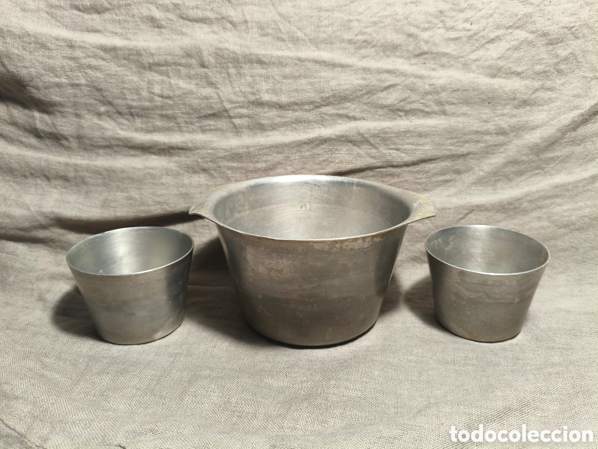 Vintage: MOLDES para hacer flan y flanera de aluminio.