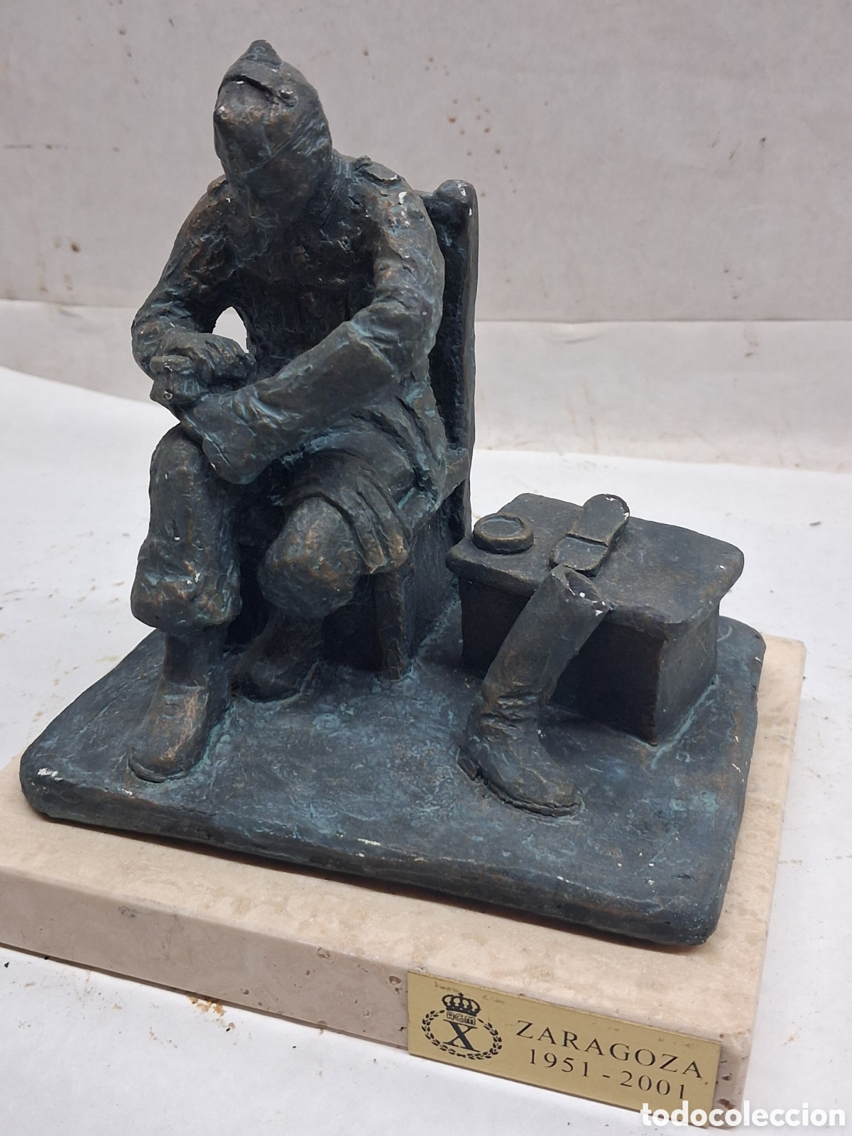 Vintage: escultura militar zapatero